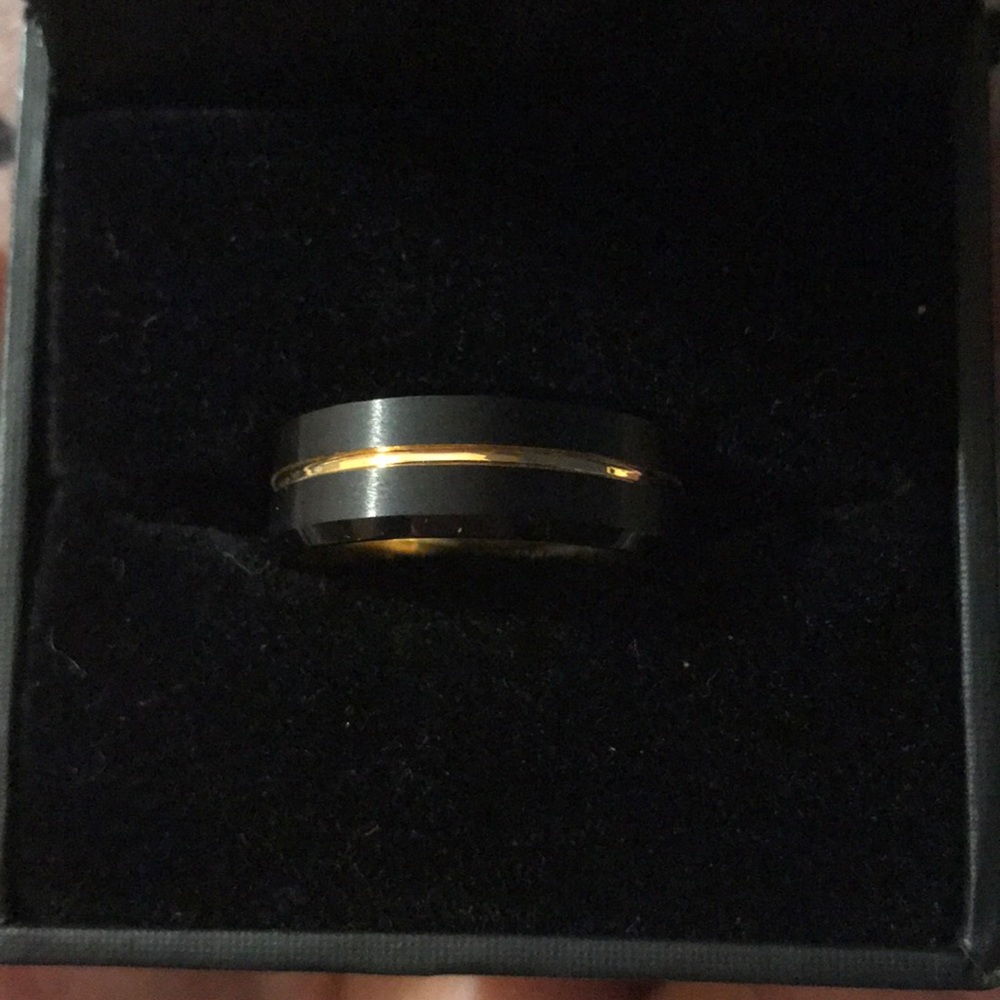 Tungsten Carbide Men’s Wedding Band